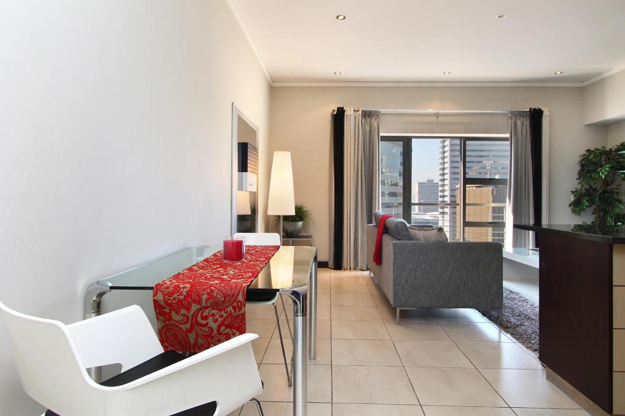Full Power, Long Stay Rates, Walk To V&A Waterfront, Fibre Wifi, Gym & Pool Kapské Město Exteriér fotografie